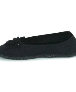 Chaussures Femme Chaussons Giesswein LADENBURGG Noir -Martina Magasin Soldes 22893553 500 D